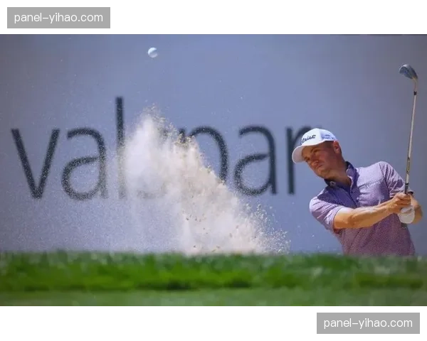 家庭的力量：记录一位父亲球手在威士伯锦标赛夺冠后与家人的庆祝时刻